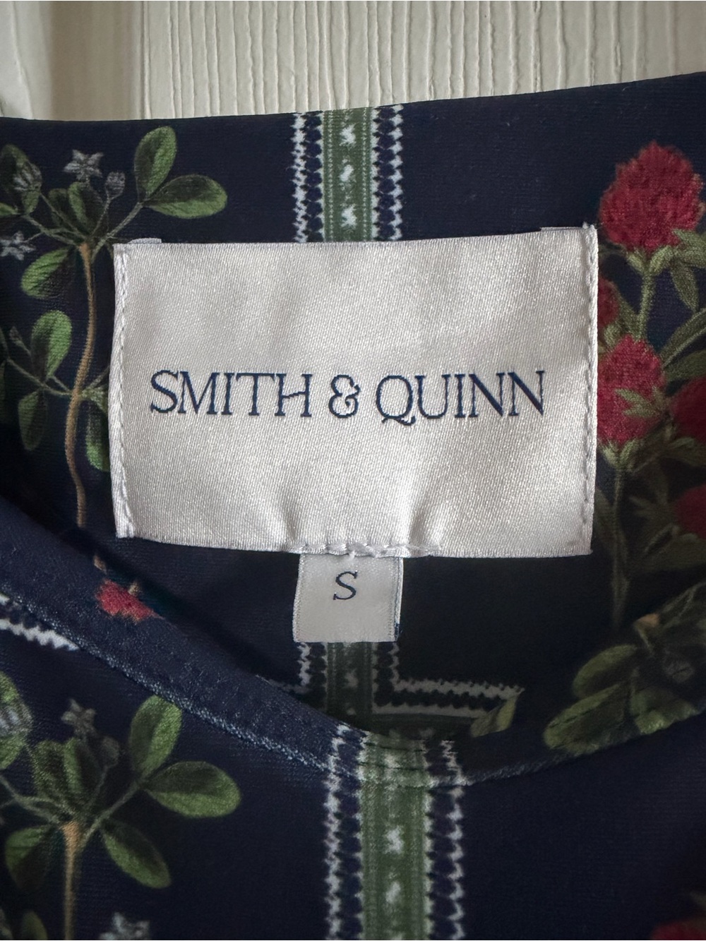 Smith & Quinn Ines Dress in Gardeners Window - Picture 2 of 6